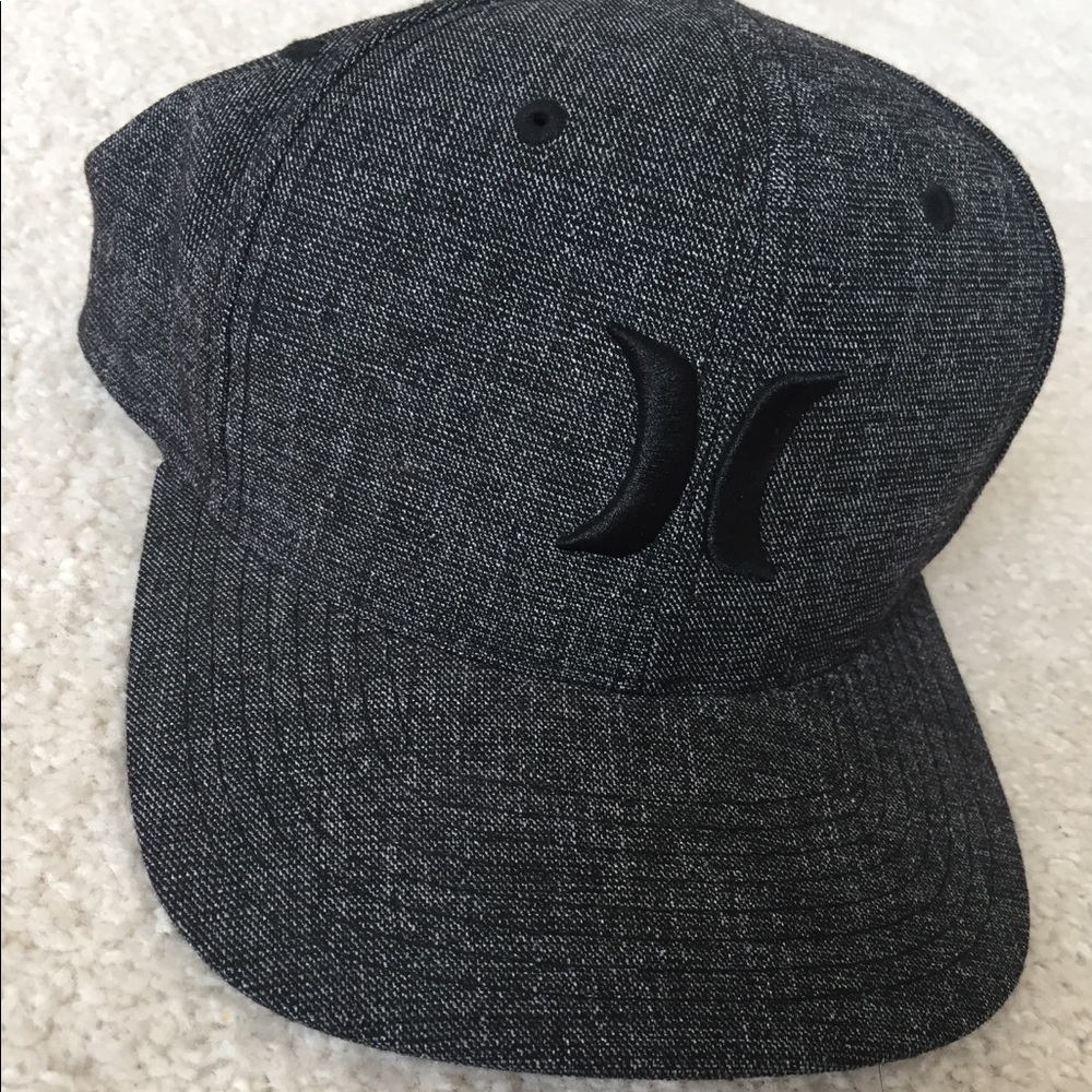LIKE NEW Men’s Hurley Cap